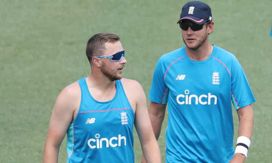 Stuart Broad (right) can replace Ollie Robinson (left) in England's starting eleven after having played just one Test so far in this Ashes series.