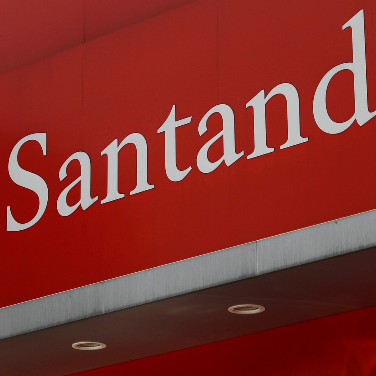 Santander Uk Chief S Pension Slashed By 436 000 Over Two Years Banco Santander The Guardian Santander Uk Chief S Pension Slashed By 436 000 Over Two Years Banco Santander The Guardian