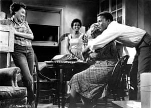 Diana Sands, Ruby Dee, Claudia McNeil and Sidney Poitier in A Raisin in the Sun, 1961