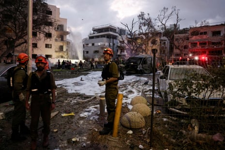 El ministro de Asuntos Exteriores israelí afirma que la operación en Irán no ha terminado, mientras Teherán afirma a la ONU que sus ataques son de «autodefensa» – actualizaciones en directo