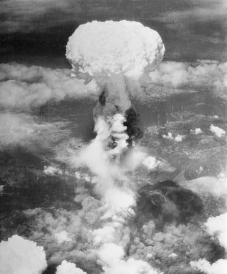 Black and white image of a mushroom cl0ud over Nagasaki after the US dropped an atomic bomb on Nagasaki, Japan
