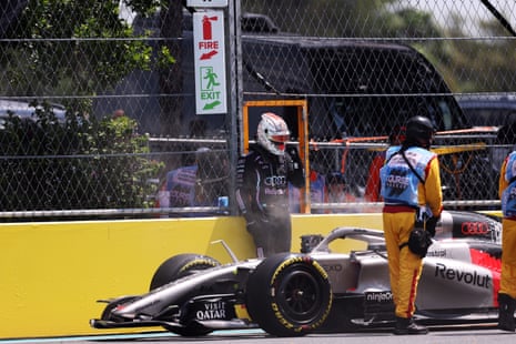 Nico Hülkenberg by his car