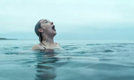 Saoirse Ronan freezes herself in the Atlantic playing Rona in The Outrun.