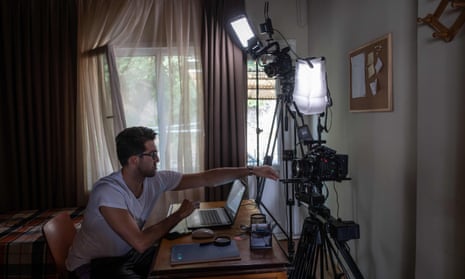 Turkish actor Dogu Demirkol is recorded for an episode of the show Tutunamayanlar (The Outcasts), in Beykoz, in the outskirts of Istanbul on May 20, 2020.