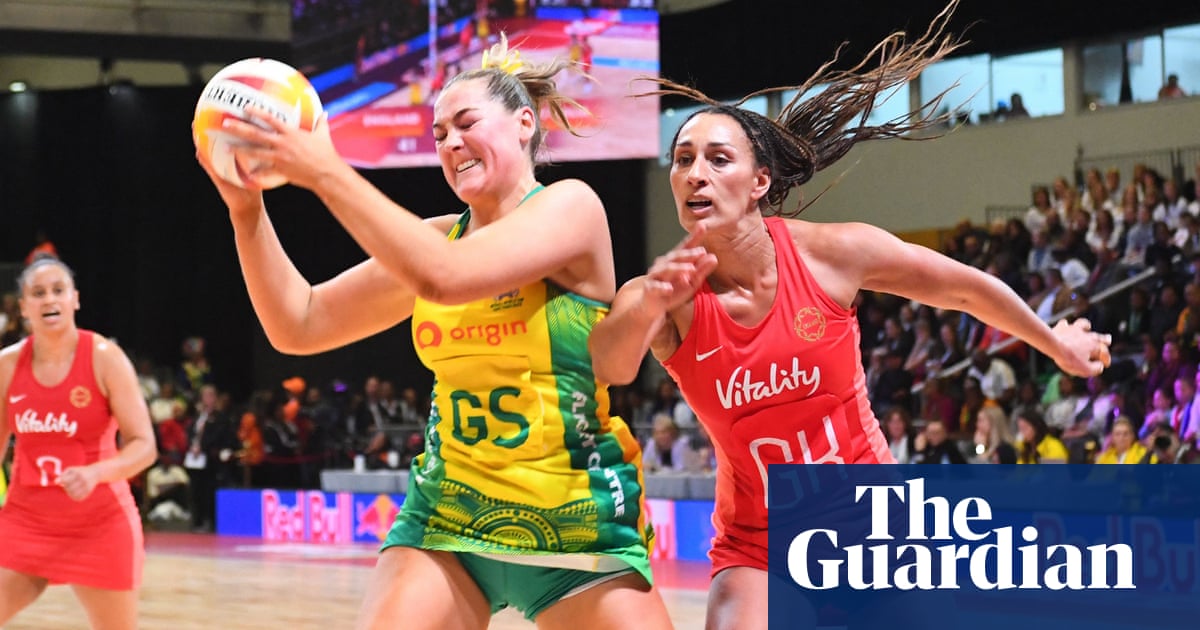 โPretty specialโ: Australiaโs Garbin and Austin hailed after netball ...
