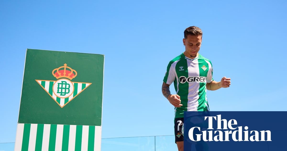 Antony a rare piece of spending for Spanish clubs unable to match Premier League’s wealth