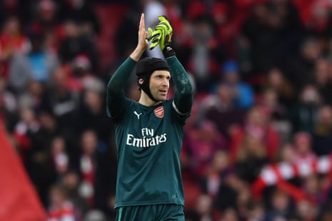 Cech applauds the fans after the final whistle.