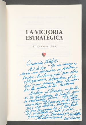 Fidel Castro’s “La victoria estratégica: Por todos los caminos de la Sierra” (2010). Photos by Pete Smith. Courtesy Harry Ransom Center.