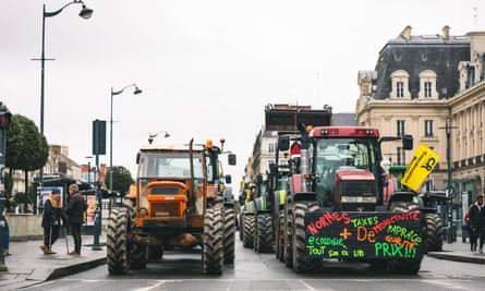 Protestos agrícolas em Rennes
