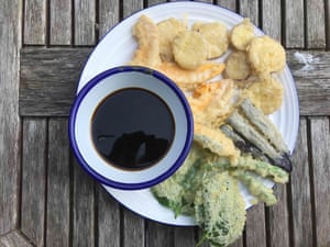 Felicity Cloake Tim Anderson: ‘ a slightly lumpy batter contains more air and irregularities that will give your tempura a light, lacy structure’