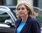 Penny Mordaunt vittima di stalking: la storia di una donna sotto attacco