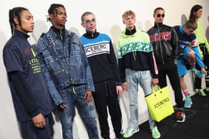 Models backstage at the Iceberg show.