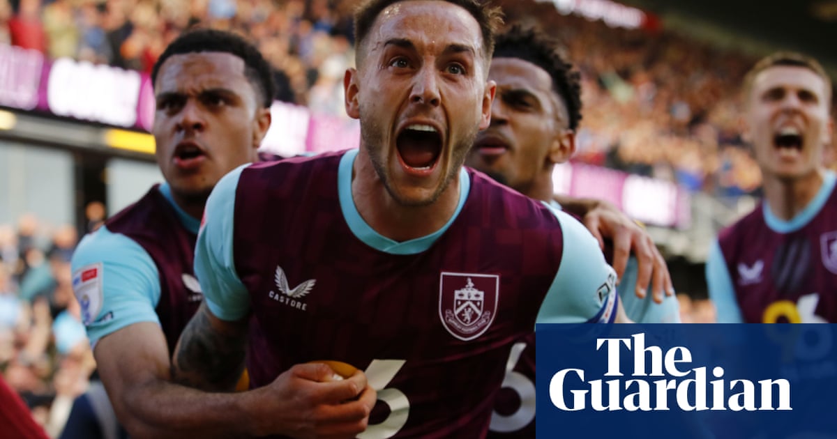 Brownhill's double sinks Sheffield United and earns promotion for Burnley