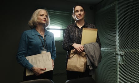 Jodie Foster as Nancy Hollander and Shailene Woodley as Teri Duncan