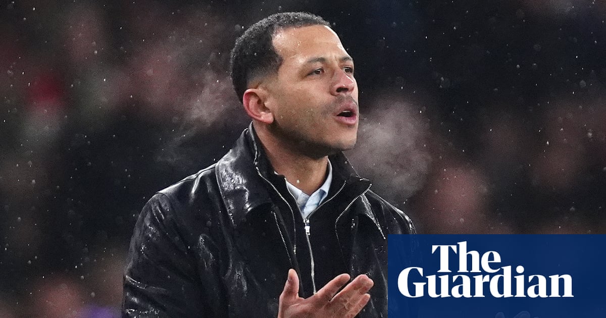 Liam Rosenior accuses Arsenal of lack of respect after disruption to Chelsea warm-up