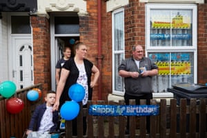 17 November – Residents in Gipsyville, the ward with the highest Covid-19 infection rate in Hull