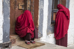 Buddhist monks in Trongsa Dzong