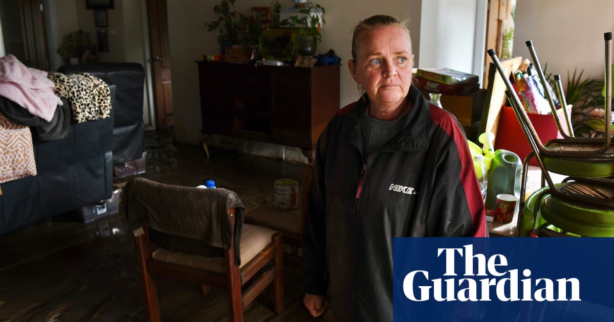 NSW Floods Kill Five Isolate 50,000 Across Mid North, Hunter
