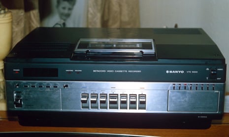 betamax cassette recorder