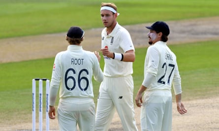 He S Off My Christmas Card List Stuart Broad Fined 2 000 By Father England V Pakistan 2020 The Guardian