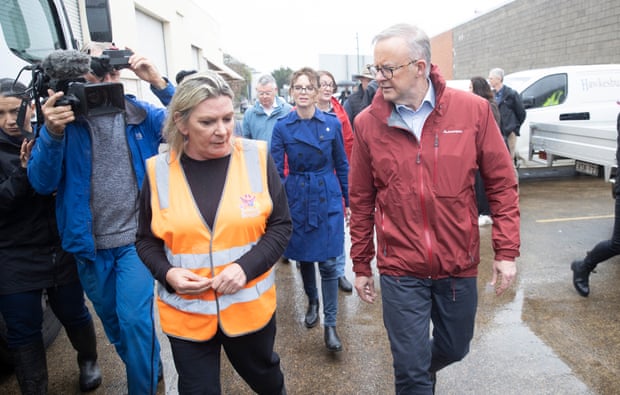 Anthony Albanese listens to Linda Strickland as he tours the Hawkesbury Helping Hands facility in Windsor