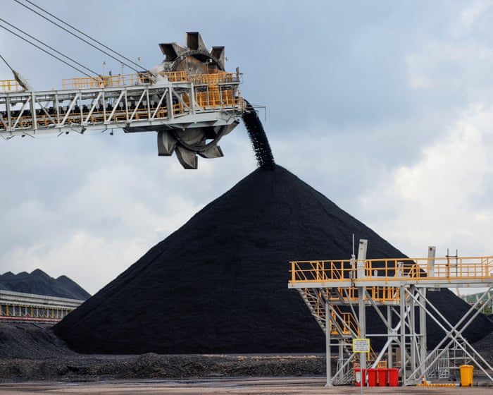 Coal is back in AustralianSuper’s portfolio. What happened to that net zero pledge?