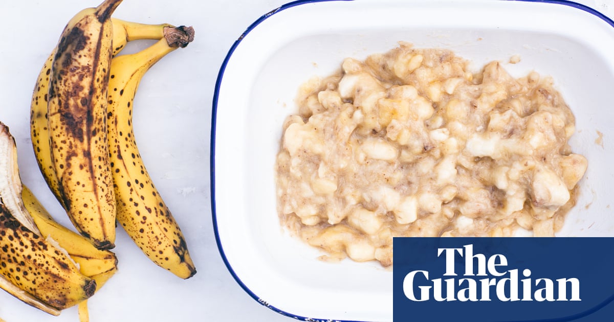 how-to-turn-brown-bananas-into-a-zingy-vinegar-or-waste-not