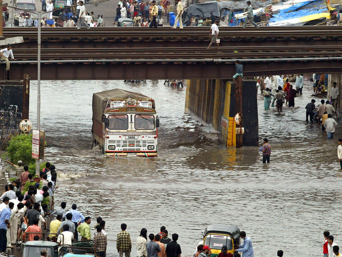 We Have To Learn To Live With Floods Waterlogged Surat To Become Latest Megacity Cities The Guardian Flood Areas Near Me