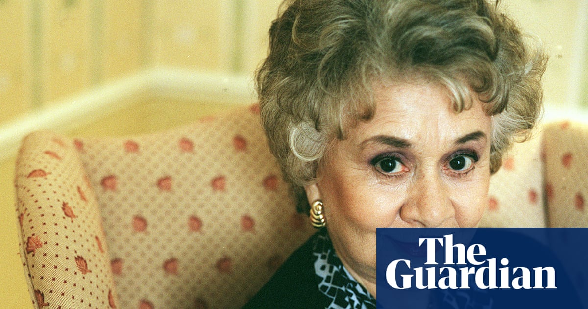 Joan Plowright, celebrated star of stage and screen, dies aged 95