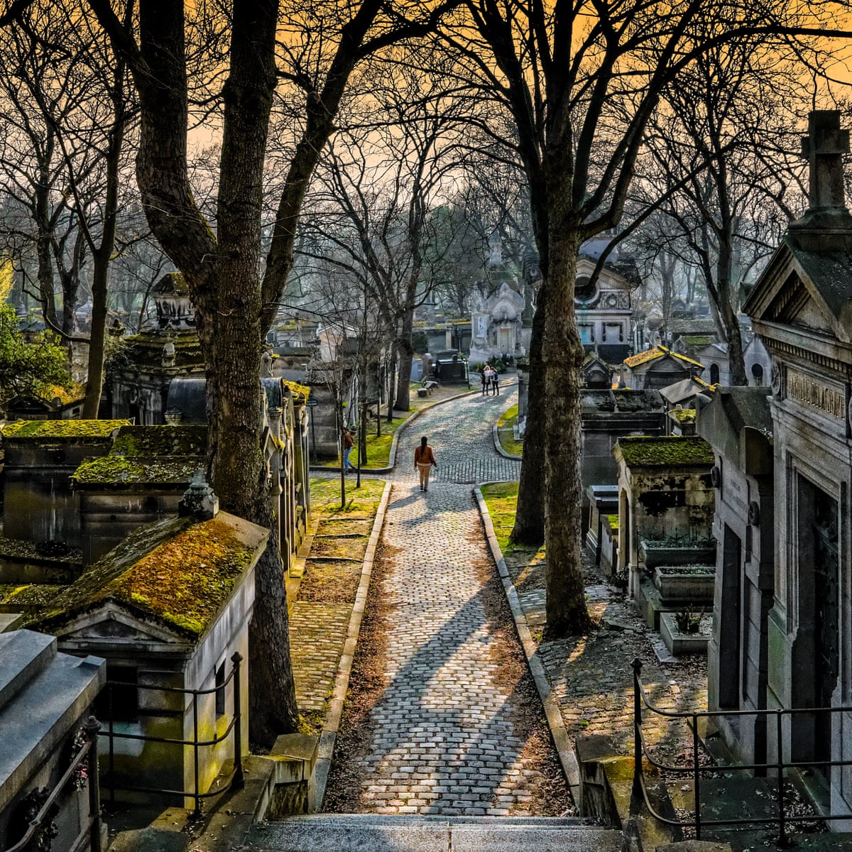 In The Dilapidated Cemeteries Of Paris A Grave Is Only For The Rich Paris The Guardian In The Dilapidated Cemeteries Of Paris A Grave Is Only For The Rich Paris The Guardian