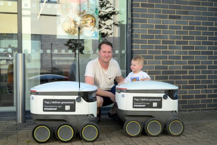 ‘A very good gadget’: taking delivery from the robots of Milton Keynes