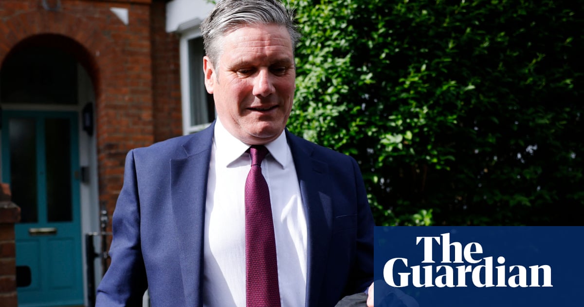 Starmer moves to calm Labour tensions with shadow cabinet address