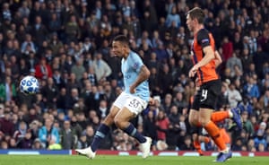 Jesus notes his hat tricks and the sixth place in the city.