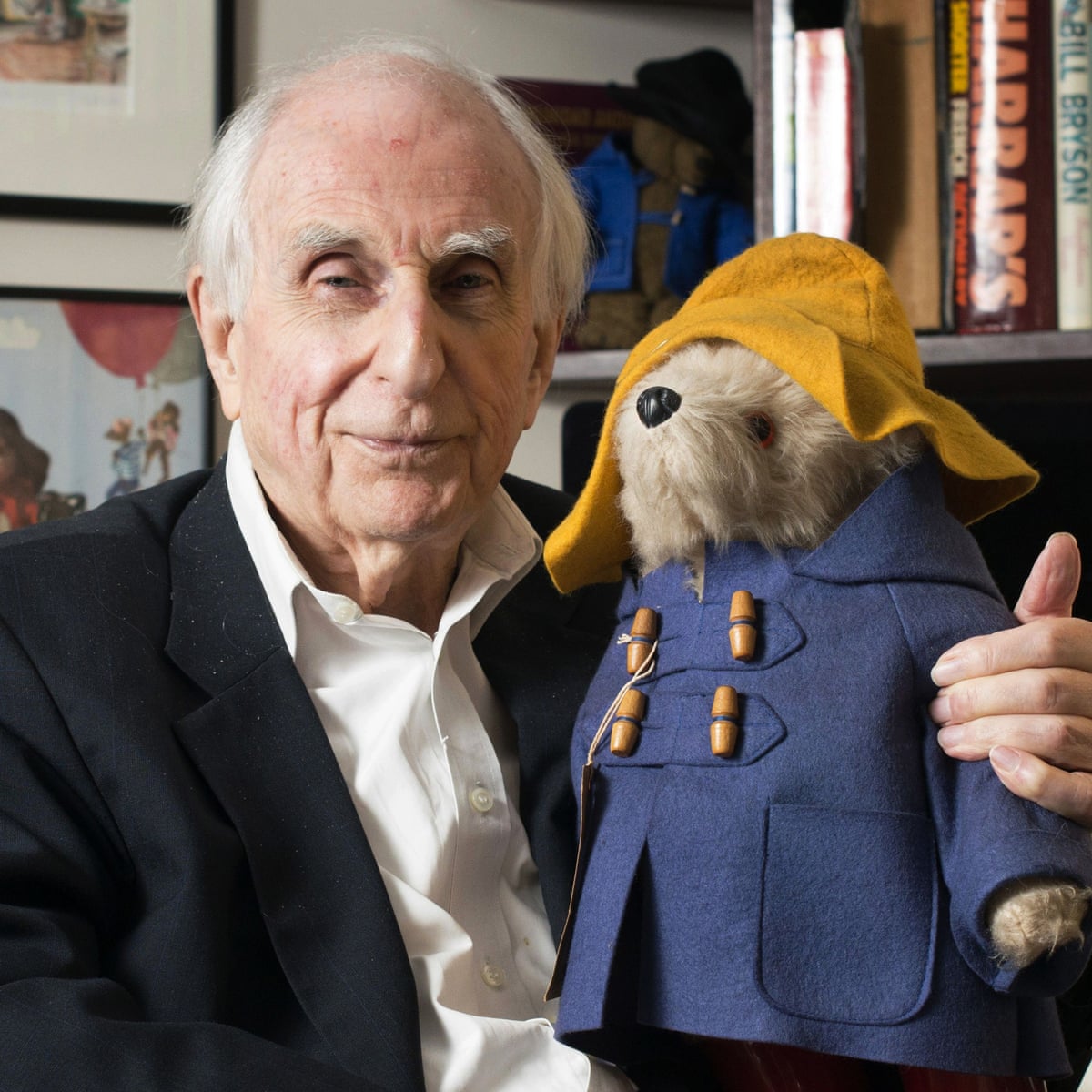 Michael Bond paddington 2 cm
