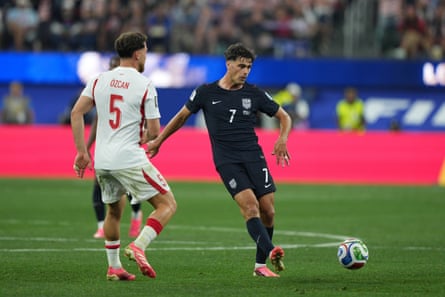 Gio Reyna makes a walk against Turkey.