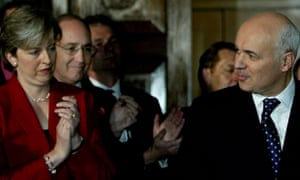 Theresa May and other Conservative colleagues applaud Iain Duncan Smith after his resignation speech as party leader in 2003.