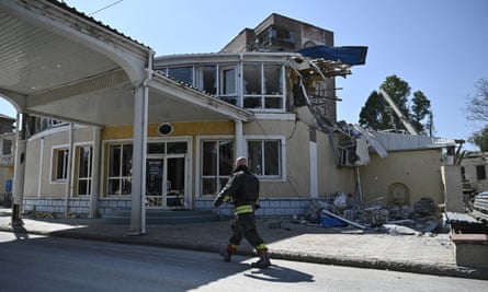 Hotel building badly damaged by missile attack