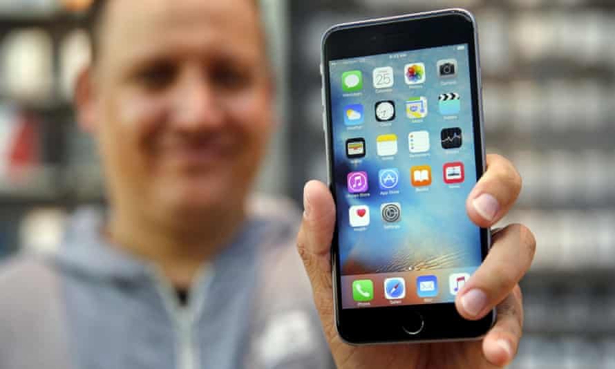 Is Apple Intentionally Slowing Down Your Old Iphone The Data Suggests Not Iphone The Guardian Is Apple Intentionally Slowing Down Your Old Iphone The Data Suggests Not Iphone The Guardian
