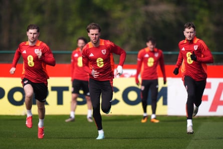 Ben Davies, Joe Rodon and David Brooks in training with Wales
