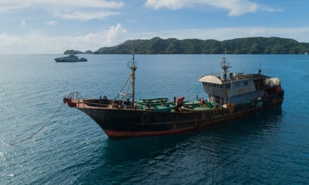 Chinese fishing boat detained by Palauan authorities on suspicion of illegally harvesting sea cucumber.