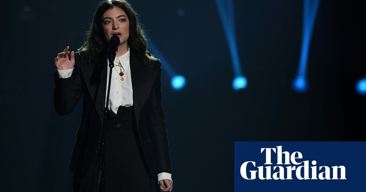'Everything is different': Lorde to delay album release after death of pet dog