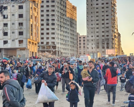 People returning to north Gaza in January 2025 during the brief ceasefire.