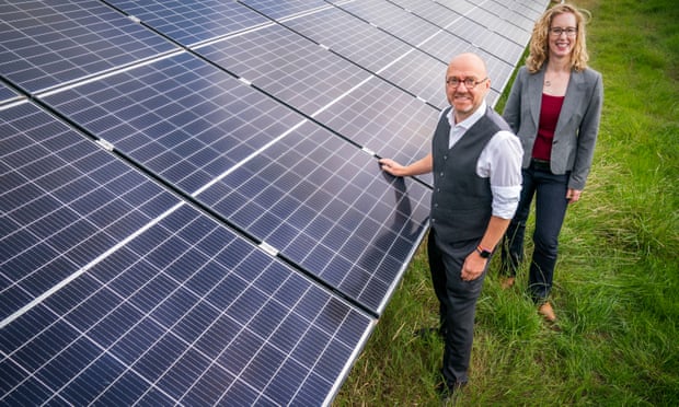 The Scottish Green party’s co-leaders, Patrick Harvie and Lorna Slater, visiting the site of a new solar farm at the University of Edinburgh Easter Bush campus