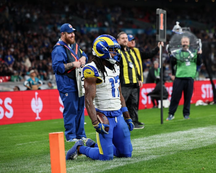 NFL week seven: Eagles beat Vikings, Chiefs crush Raiders and Rams rout Jaguars – as it happened
