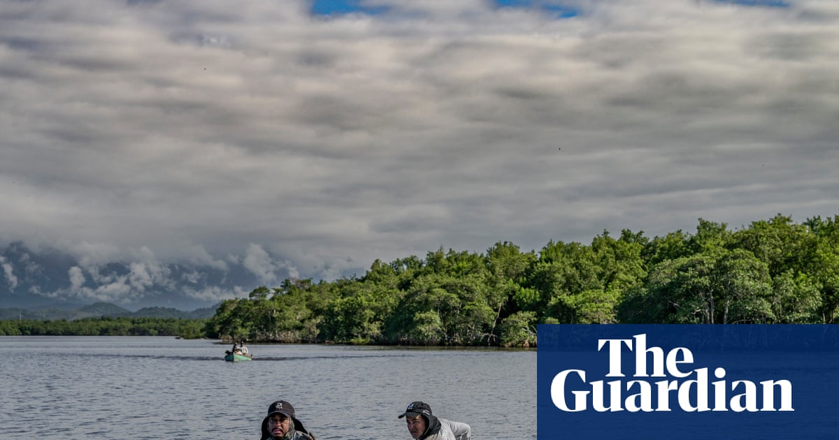 Postcard-pretty … and filled with pollution: how Brazil’s fishers are reviving Rio de Janeiro’s famous bay