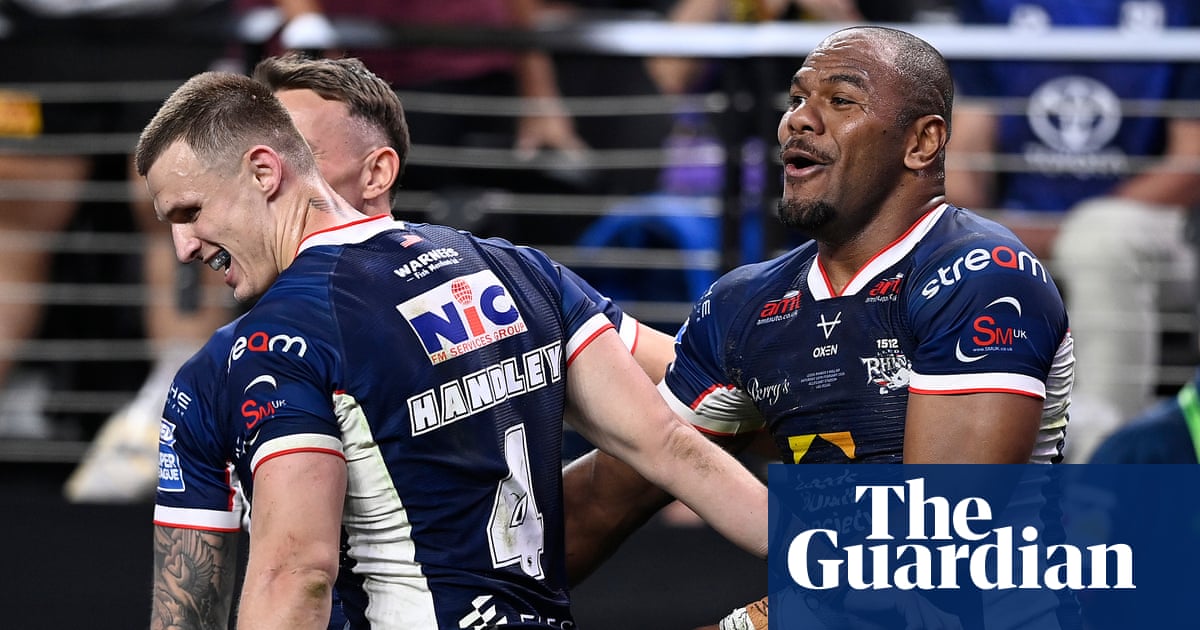 Leeds’ Maika Sivo stars in demolition of Hull KR in Las Vegas