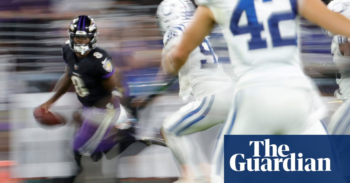 The superhuman Lamar Jackson is as close as the NFL gets to a one-man team