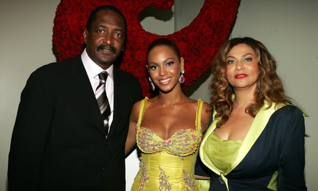 Beyoncé with her parents Mathew and Tina Knowles in 2005.