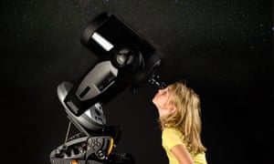 Galaxy Zoo helps you identify celestial bodies without a telescope.