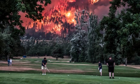 Eagle Creek wildfire, close to Beacon Rock golf course, Washington, US, in 2017. 